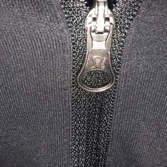 Lululemon Black Zip Up Long Sleeve Sweater - Picture 4 of 8